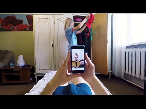 ❤️ Stepsister għamel lil ħuha jiġbor eżatt qabel ma daħlet id-dar ☑ Porno f'mt.xxxbunker.ru ️❤