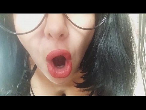 ❤️ Għasel, il-mammma tiegħek mhux se tħallik tmur l-iskola llum... Għandi bżonnek wisq... ☑ Porno f'mt.xxxbunker.ru ️❤